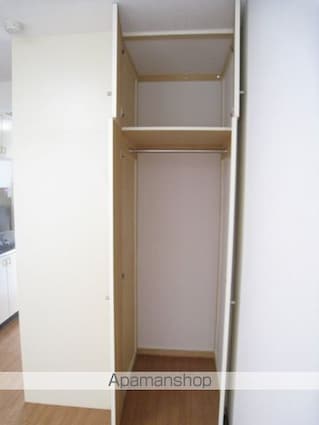 レジデンス光和１１１[1K/16.6m2]の収納