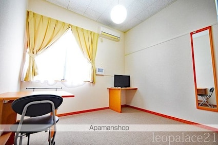 レオパレス池尻大橋[1K/20.28m2]のリビング・居間2