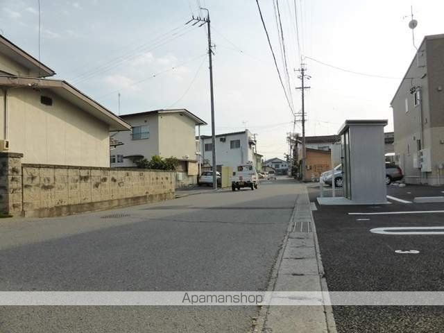 ハピネス高田 Bの周辺写真
