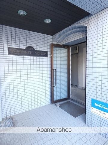 アマランス西田の玄関写真