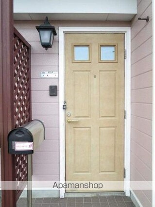 ソレイユ・ルヴァンＡ[2DK/44.39m2]のエントランス1