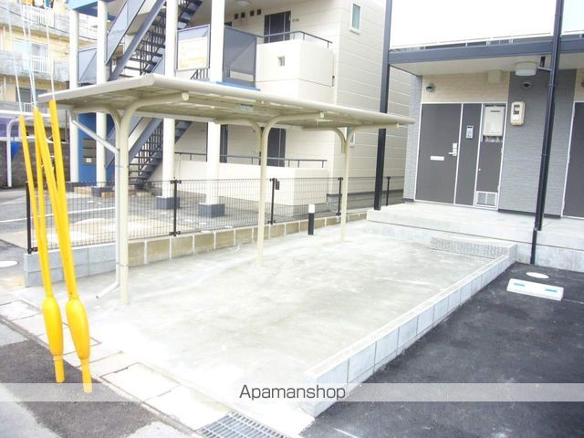 レオパレス湖山駅前の外観写真