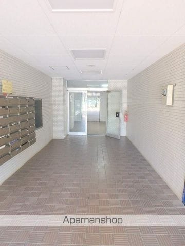 ダイヤモンドビルの玄関写真