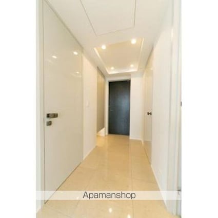 パークコート青山　ザ　タワー[2SLDK/105.44m2]の玄関