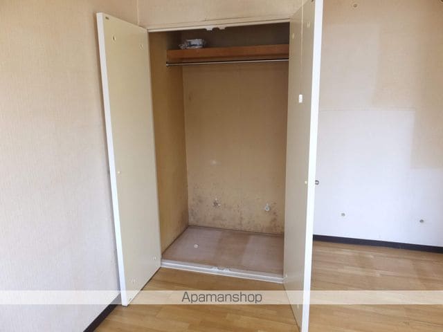 メゾンドゥジュリアンの内装写真