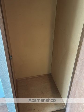 プレミアムバリュー生田の内装写真