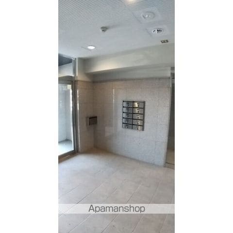 ベルコリンマンションの玄関写真