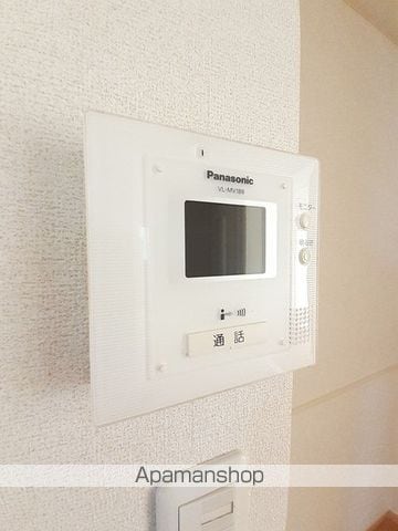 ラヴェルIIの内装写真