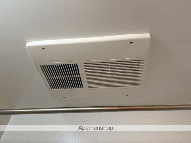 クレストールの内装写真