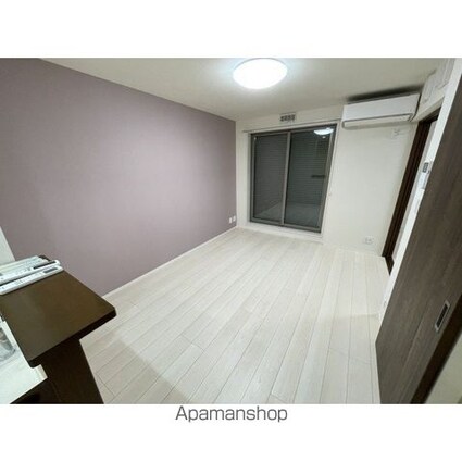 Ｓｐｅｃｔａｓ５５[2LDK/51.9m2]のリビング・居間2