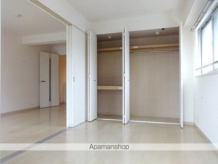 ラフィーネ・ルージュ[1LDK/39m2]のリビング・居間3