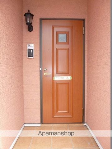 エテルノAの玄関写真