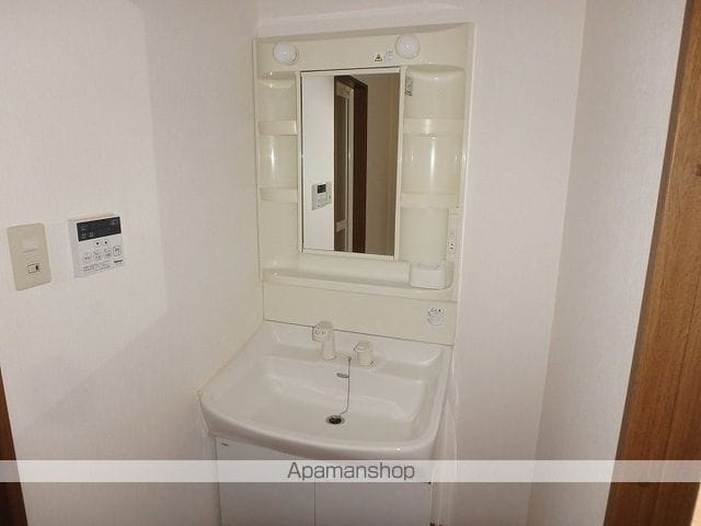 ラトゥールTOWAの内装写真