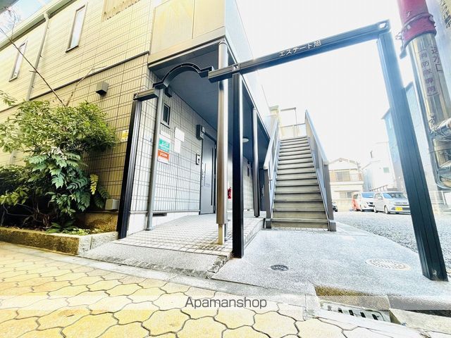 エステート旭の玄関写真