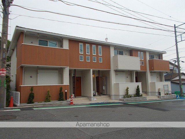 モナヴェールIIの玄関写真