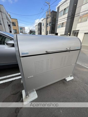 メニーズコート栄町プレミアの外観写真