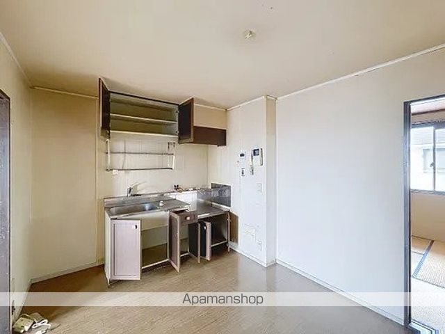高成マンションCの内装写真