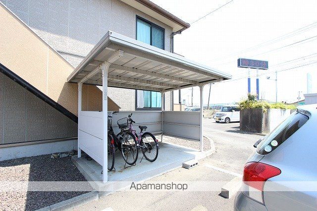 レトア・Wのその他写真