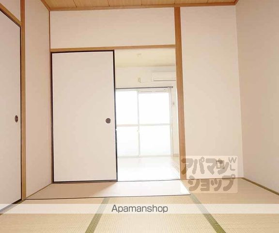 ラーク安田パートIIの内装写真