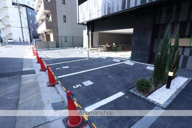プレサンス千種駅前レイズ[1K/22.23m2]の駐車場