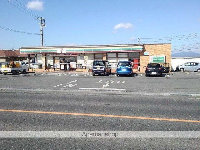 プラシードの周辺写真