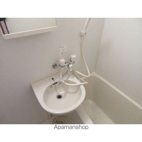 ウィンズ上永谷C棟の内装写真