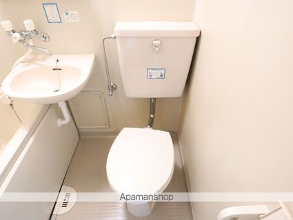 Ｋｏｍｏｄｏｋａｓａ　Ｍｉｗａ[1R/20.52m2]のトイレ