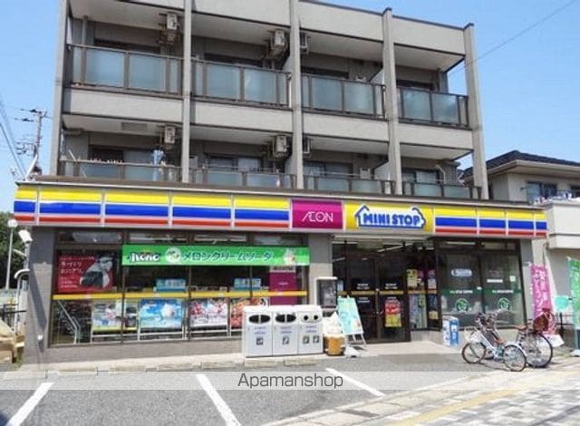 リリックコートスカイの周辺写真