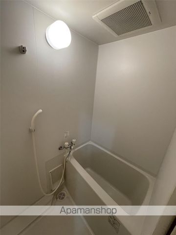 ニューシティアパートメンツ南小倉IIの内装写真