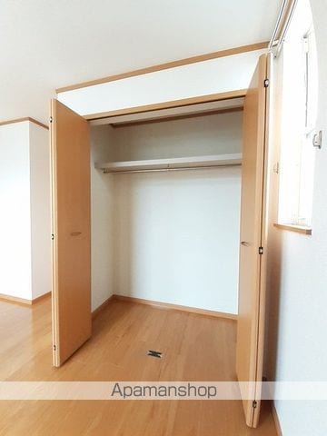 ホワイトアイ Bの内装写真