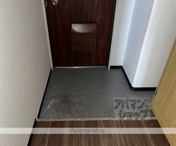 ロイヤルハイツ亀岡の内装写真