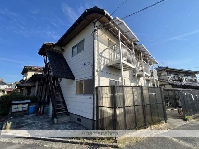 メゾンヨシザキの外観写真