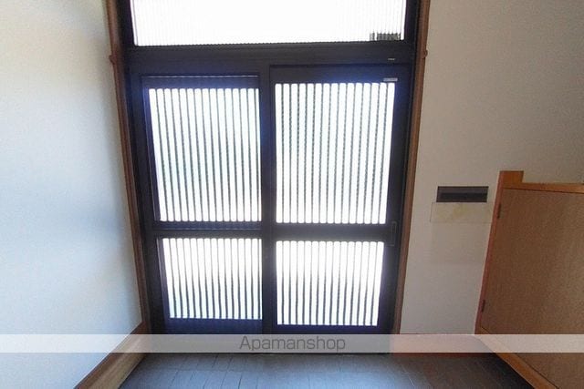 新潟市中央区 2階建 築26年の内装写真