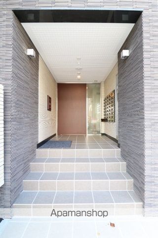 PARK GRANDE蕃山の玄関写真
