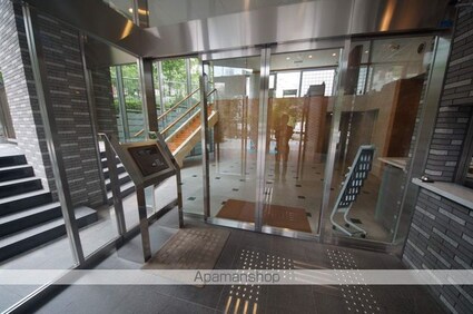 東京都新宿区新宿７丁目[2SLDK/76.95m2]の共用部2