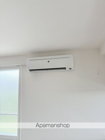 LIVING WITH MOTOの内装写真