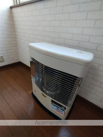 西岡ベストフラットの内装写真