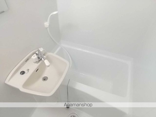 レオパレスK&Hの内装写真