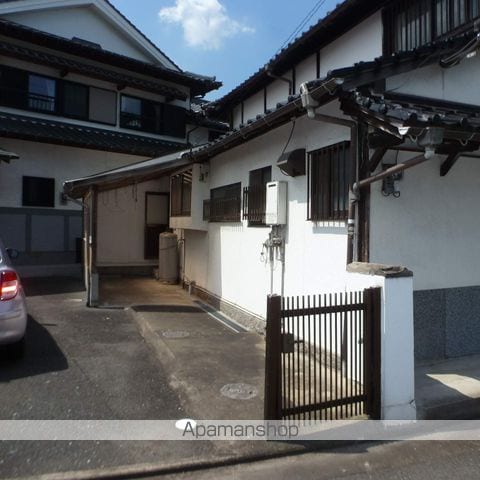 飯塚市 2階建 築79年の玄関写真