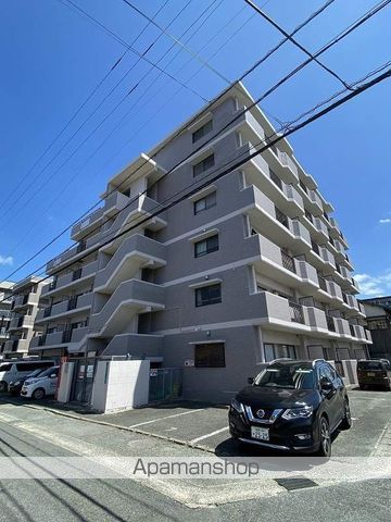 フォーレストマンションの外観写真