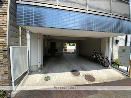 バウハウスクボタ[1K/26.33m2]の駐車場