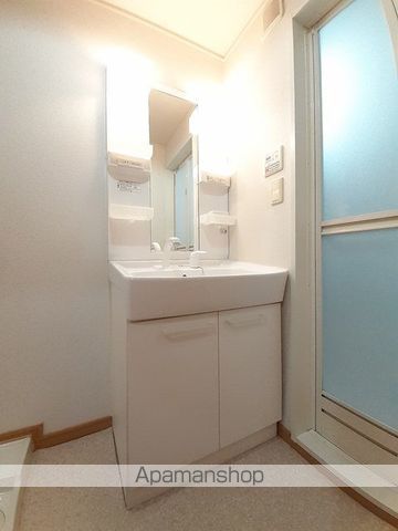オリーブの内装写真
