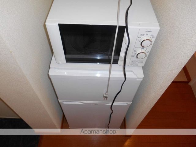 レオパレスメゾネット島の内装写真
