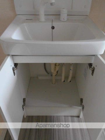 スカイクレスト青葉台2号棟の内装写真