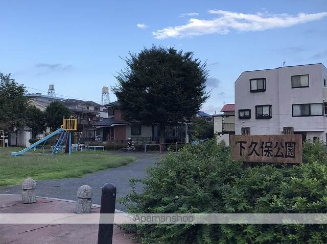 プラム・アズールの周辺写真