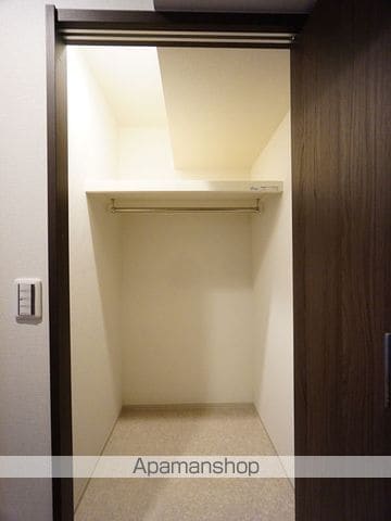 CLOVER泉の内装写真
