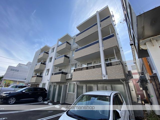 メニーズコート栄町プレミアの外観写真