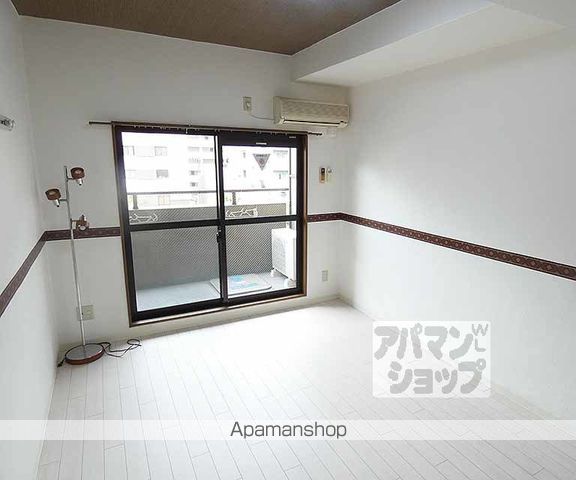 アクティ堀川の内装写真