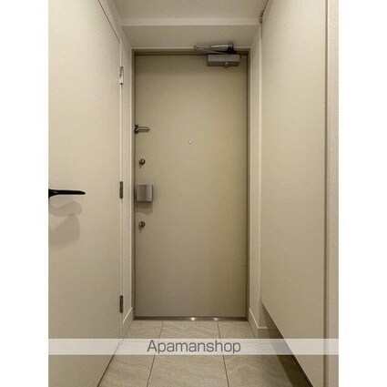 クラリティア西日暮里[2LDK/51.02m2]の玄関