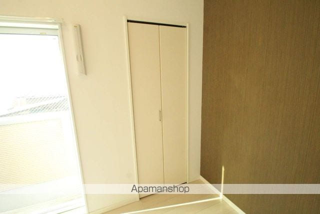 HR西三国の内装写真